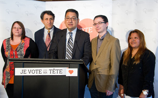 Québec solidaire déplore «l’indifférence» du PQ et du PLQ envers les immigrants