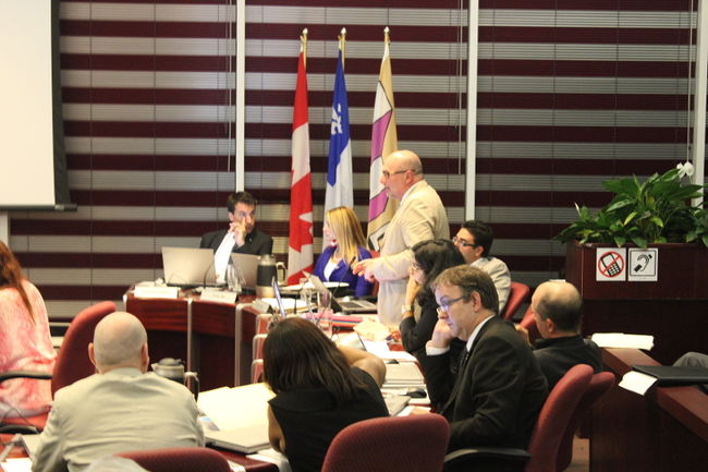 Taxes en plusieurs versements : dépôt de motion rejetée
