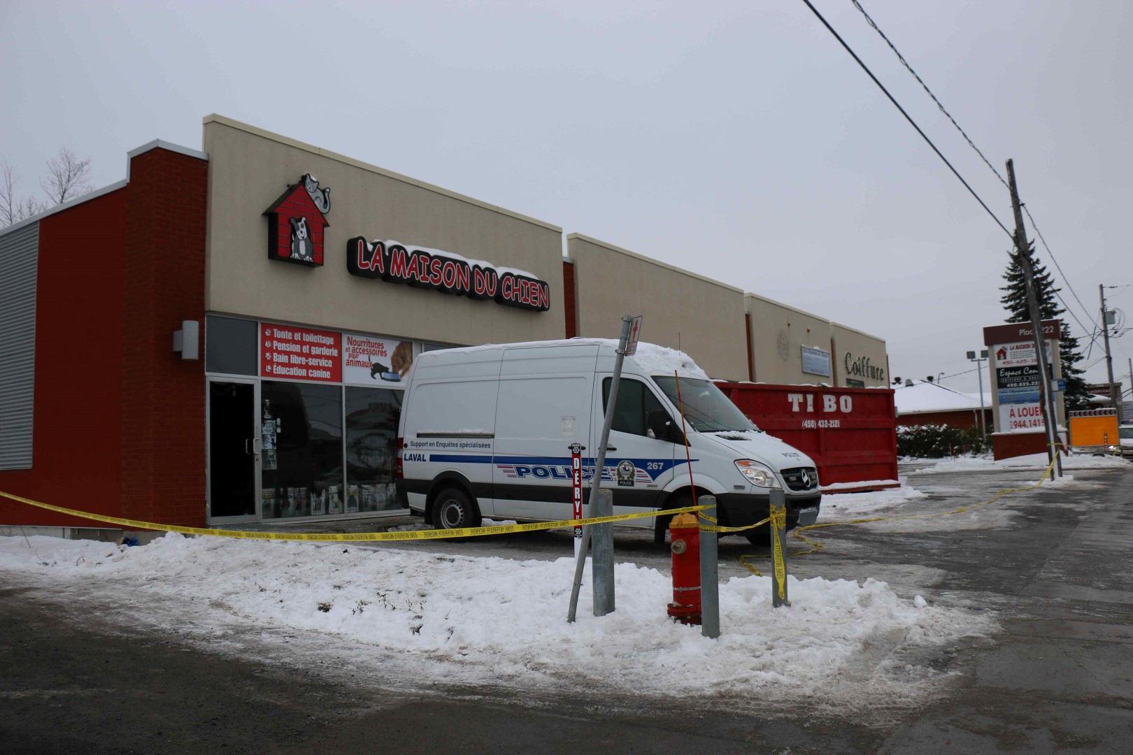 Incendie criminel dans un bâtiment commercial de Sainte-Rose