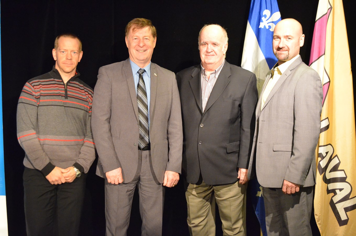 Martin Letarte, président de l'ATPA chapitre du Québec, Marc Demers, maire de Laval, Pierre Creamer, président d'honneur du tournoi et Luc Fugère, directeur du comité organisateur