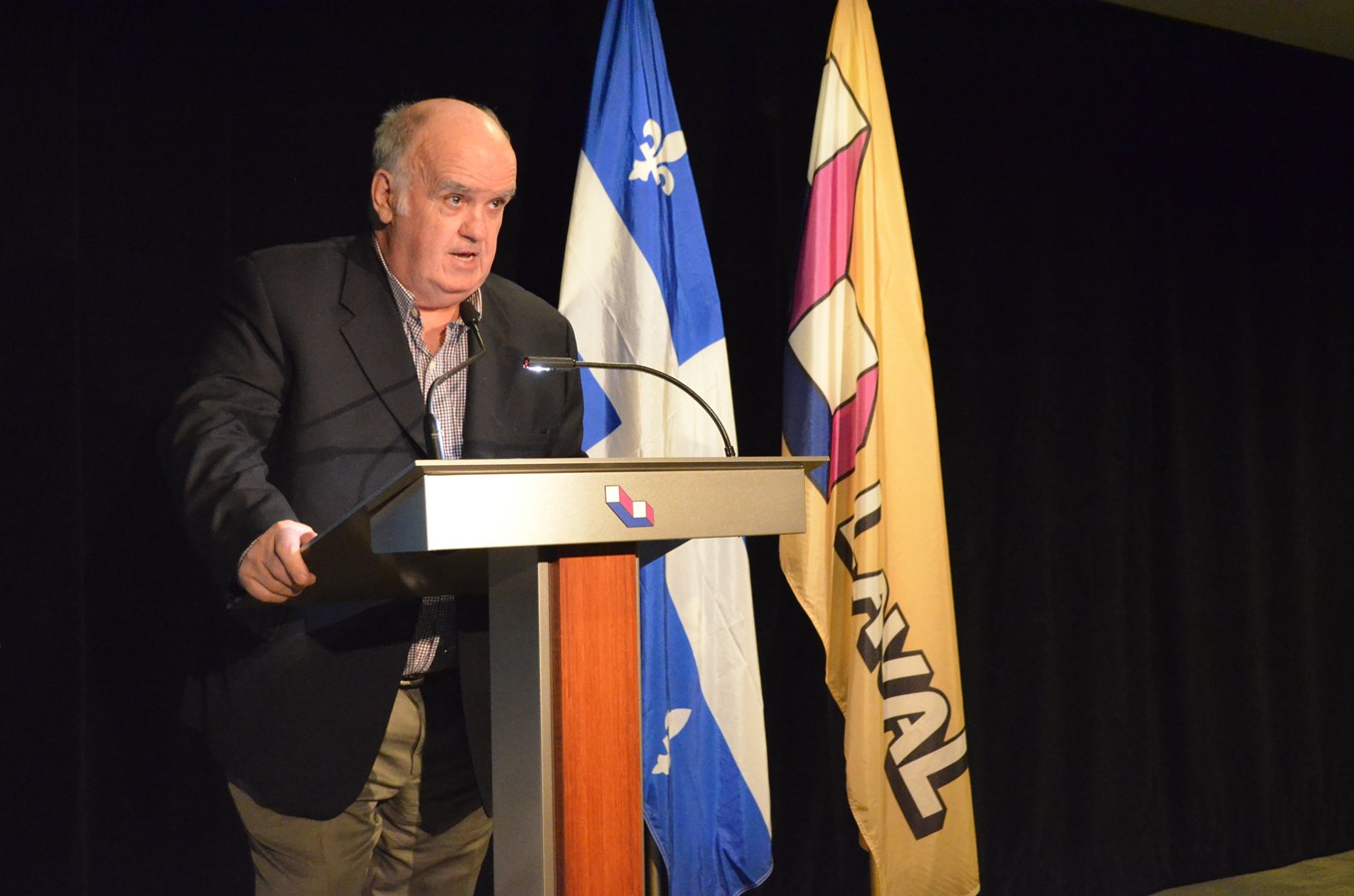 Laval accueillera pour la première fois le Tournoi de hockey intermunicipal des cols bleus