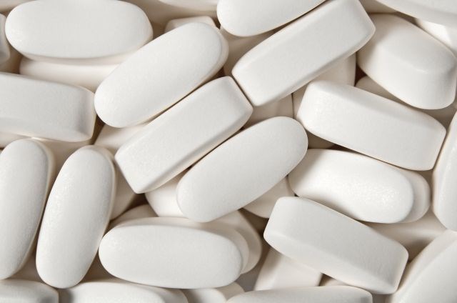 Nouveaux renseignements sur l'innocuité de l'ibuprofène d'ordonnance - Risque de crise cardiaque et d'accident vasculaire cérébral associé à de fortes doses