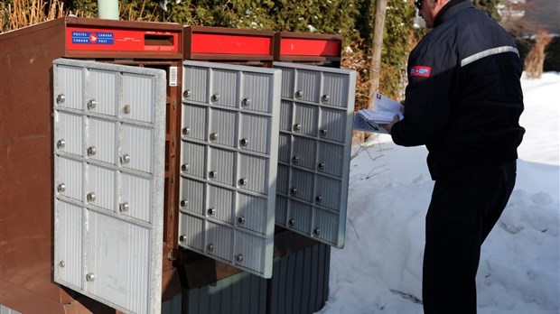 Laval entame des procédures judiciaires contre Postes Canada