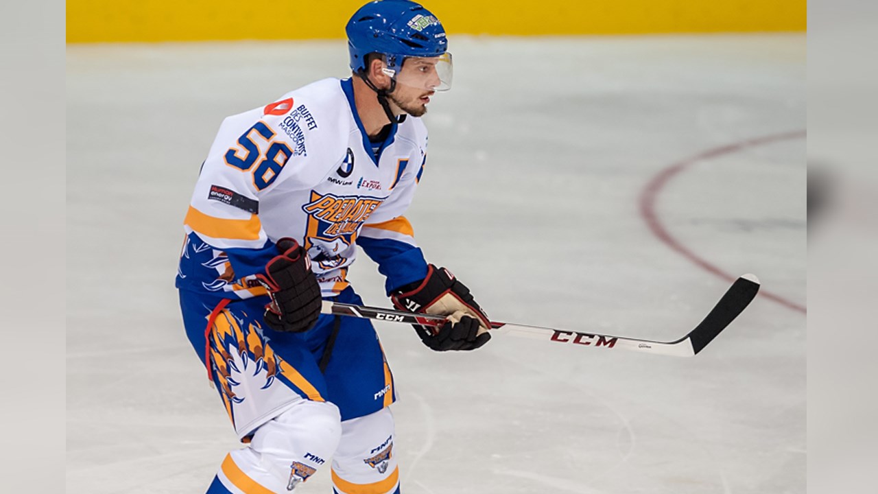 L'attaquant David Massé de retour avec les Prédateurs pour une autre saison