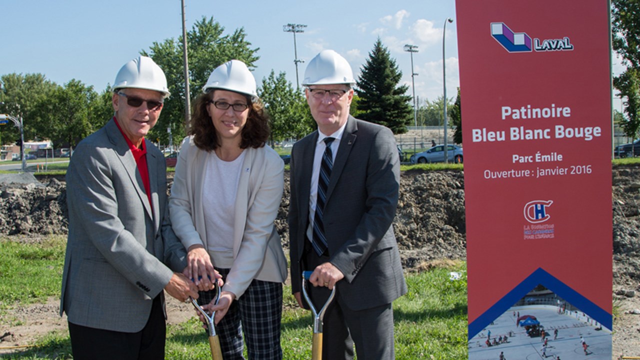 Lancement des travaux de la patinoire Bleu blanc rouge au parc Émile de Laval