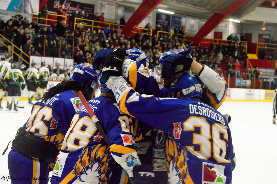 Les Prédateurs l’emportent 4 à 3 au Colisée Laval