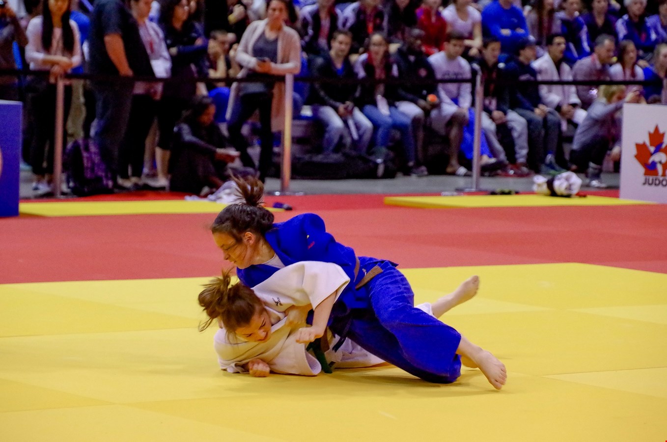 Sarah Maloum du club Judo Ben de Laval remporte une médaille d'or