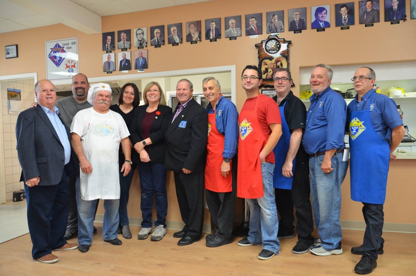 Plus de 160 citoyens réunis à Saint-François pour déjeuner avec la ministre Francine Charbonneau