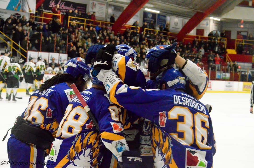 «Parfois, il faut laisser aux joueurs un temps où tous peuvent se regarder dans le miroir!» - Éric Haley