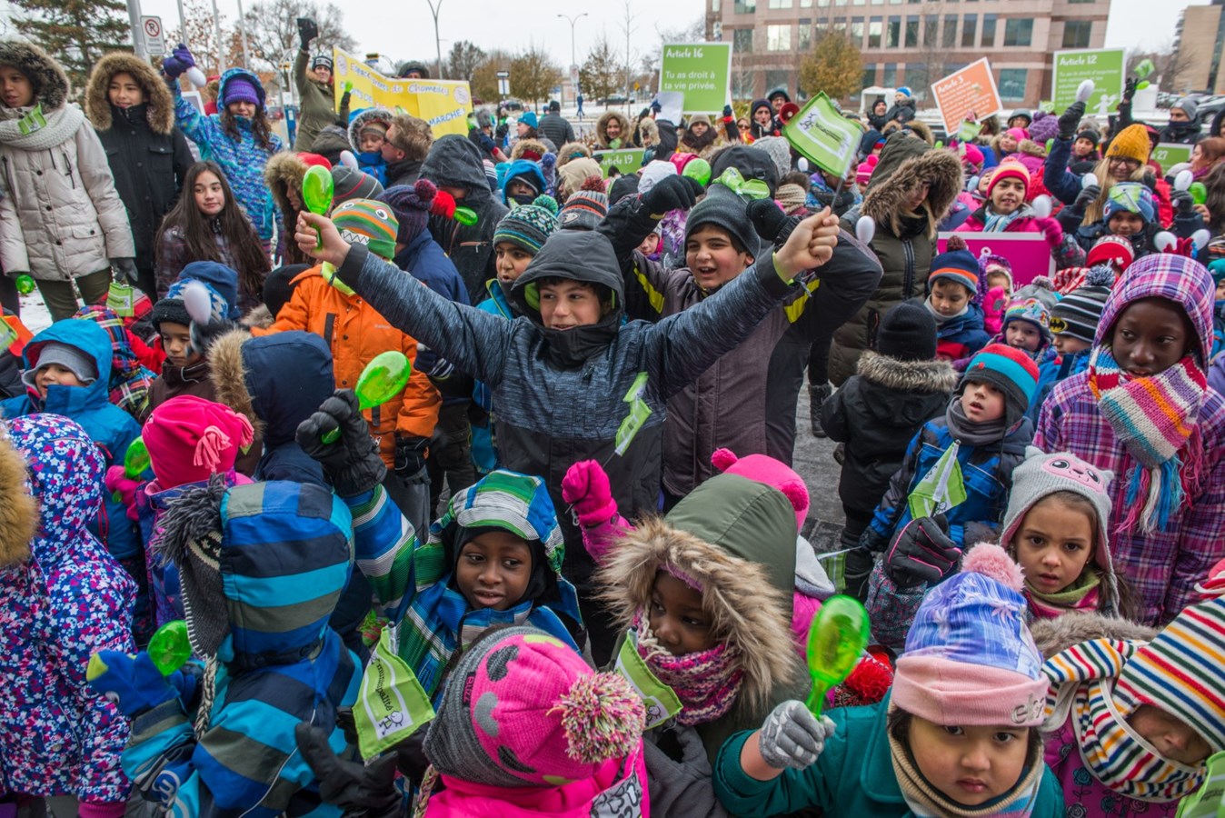 1200 petits marcheurs soulignent la Journée internationale des droits de l’enfant à Laval