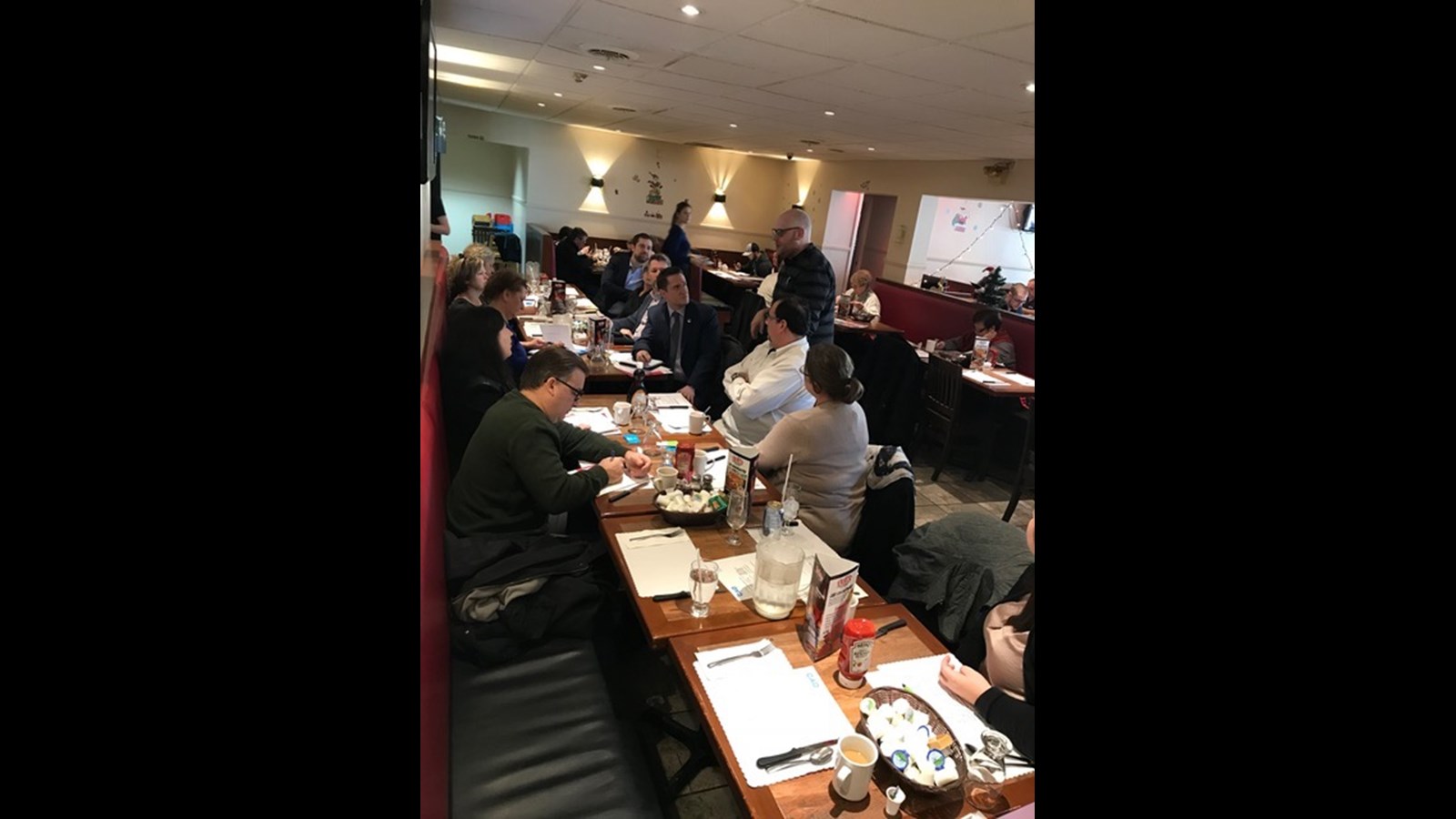 Des rencontres fructueuses entre les représentants des comités d’action locaux de la CAQ de Laval et les Maisons de la famille