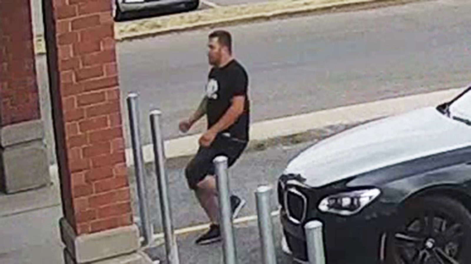  Suspect de voie fait grave à identifier à Laval
