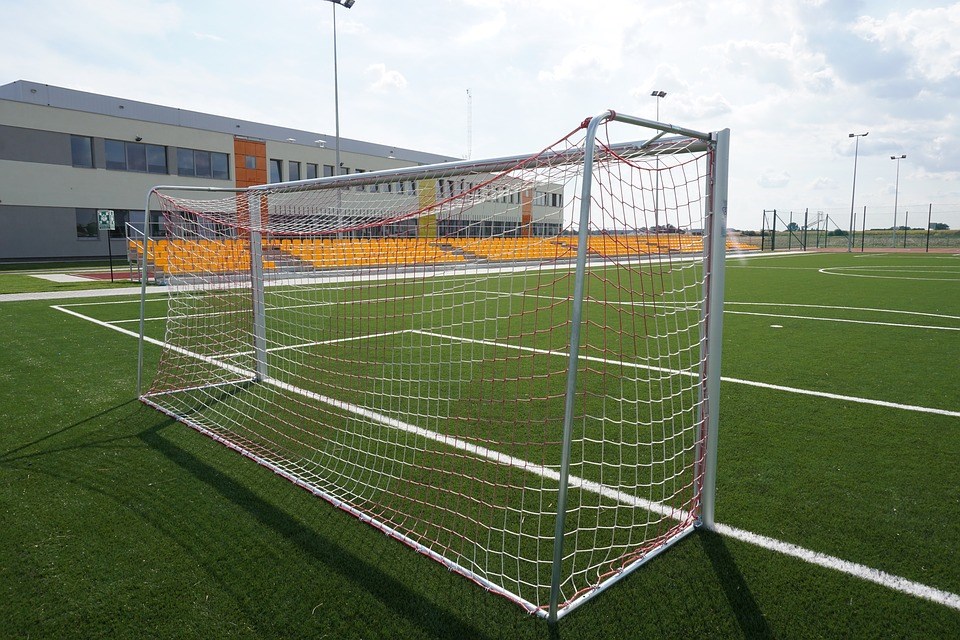 Investissement de près de 1,5 M $ pour la construction d'un terrain de soccer-football synthétique à l'école Curé-Antoine-Labelle