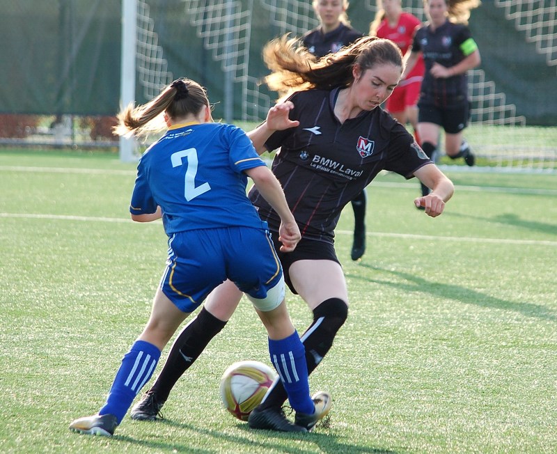Soccer : Le CS Monteuil vient à bout du Dynamo de Québec