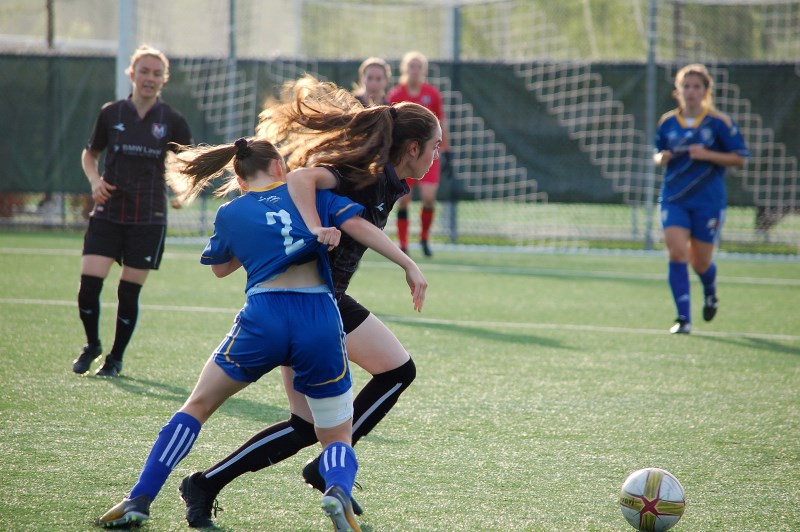 Soccer : Le CS Monteuil vient à bout du Dynamo de Québec