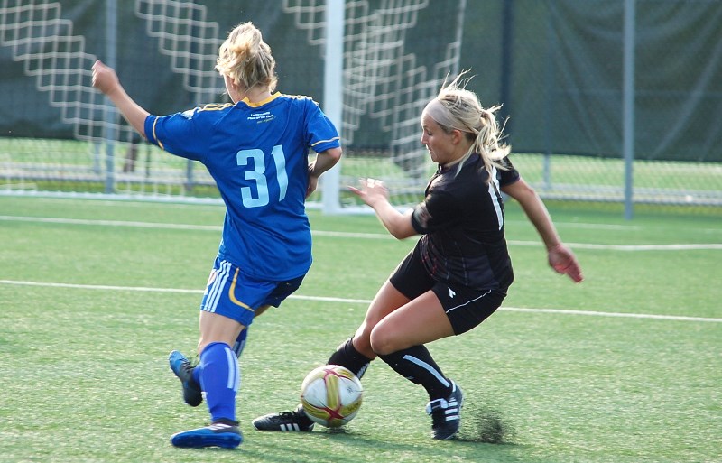 Soccer : Le CS Monteuil vient à bout du Dynamo de Québec
