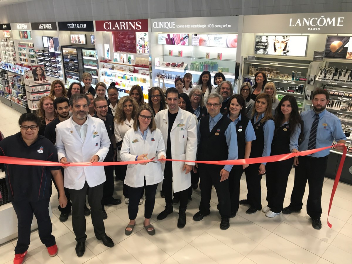 Une pharmacie PJC Jean Coutu située à Laval fait peau neuve 
