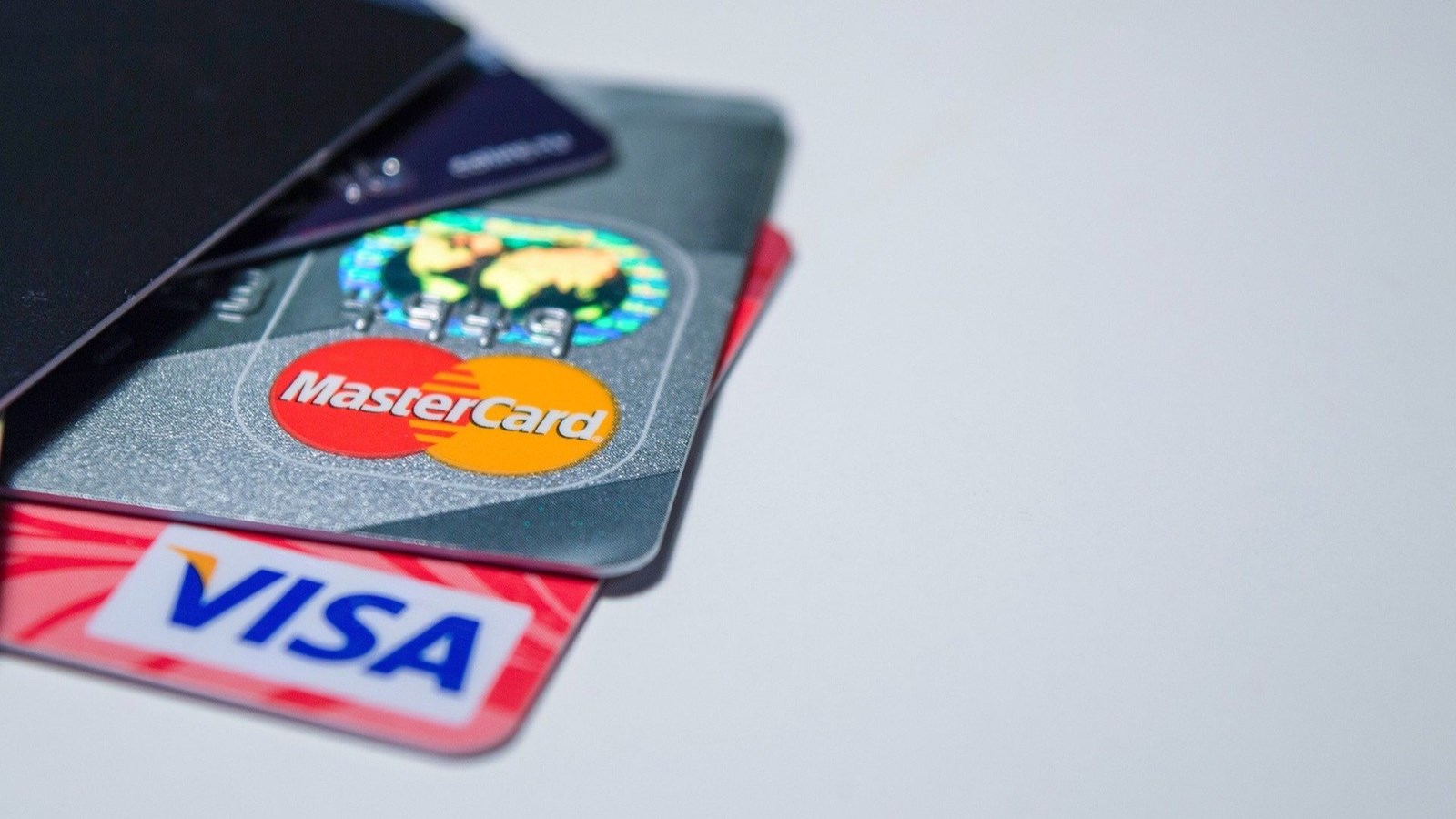Attention aux cartes de crédit prépayées !