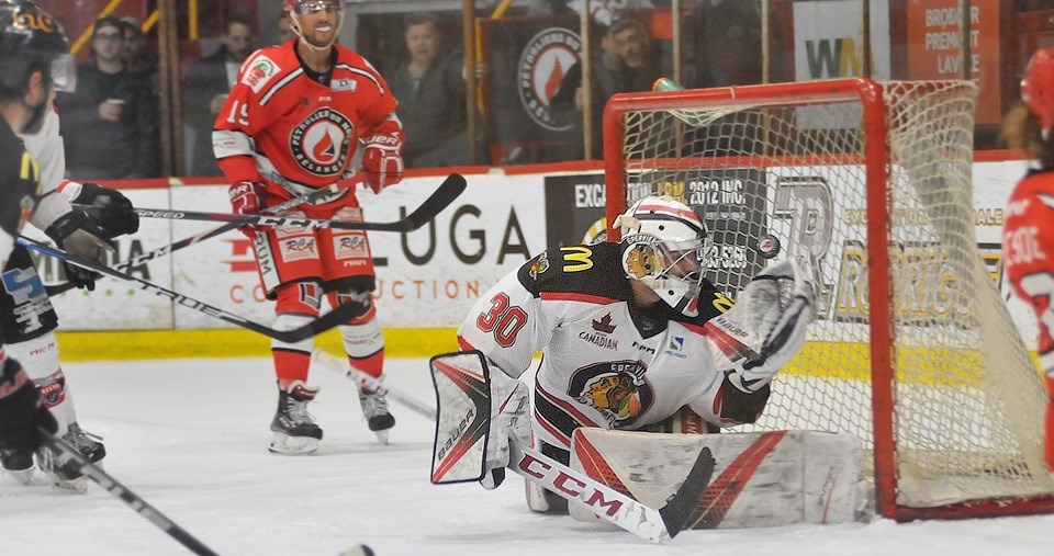Hockey: les Pétroliers l'ont emporté face à leur ennemi, les Éperviers