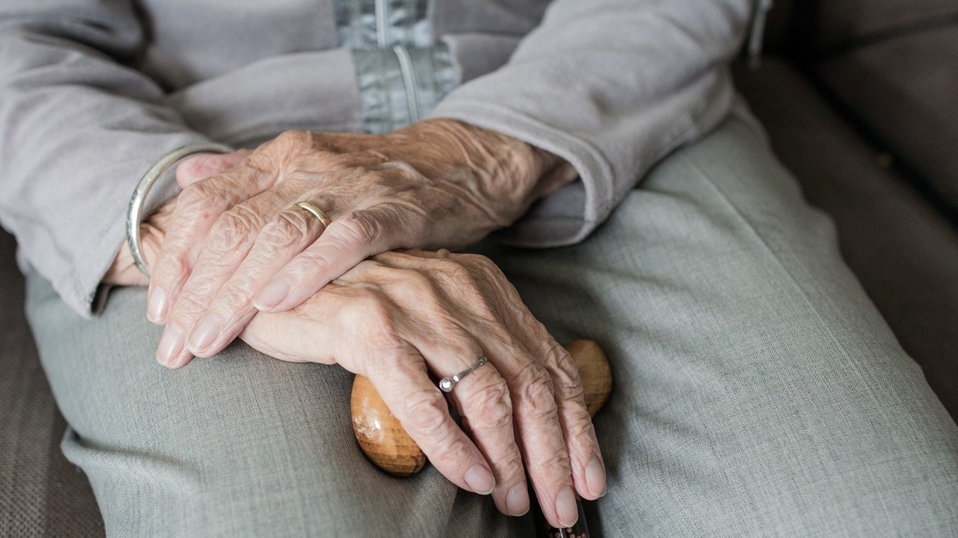 Comment prenez-vous soin de vos proches qui ont plus de 70 ans ? 