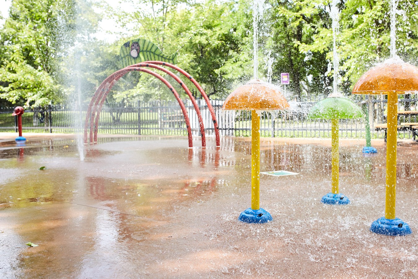 À Laval, les piscines, pataugeoires et jeux d’eau rouvrent dès le 20 juin
