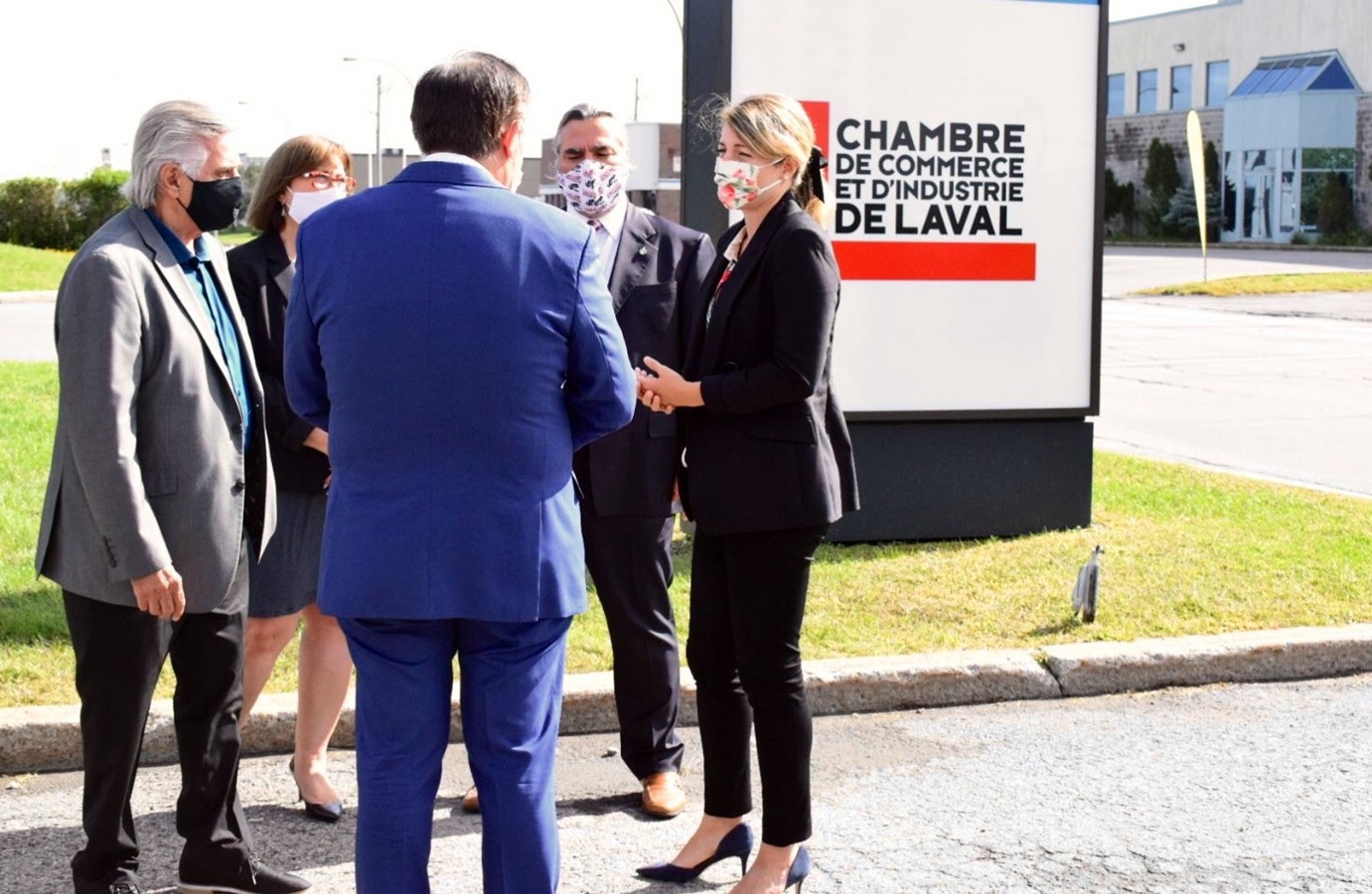 La ministre Mélanie Joly a annoncé un soutien de 545 000$ la Chambre de commerce et d’industrie de Laval