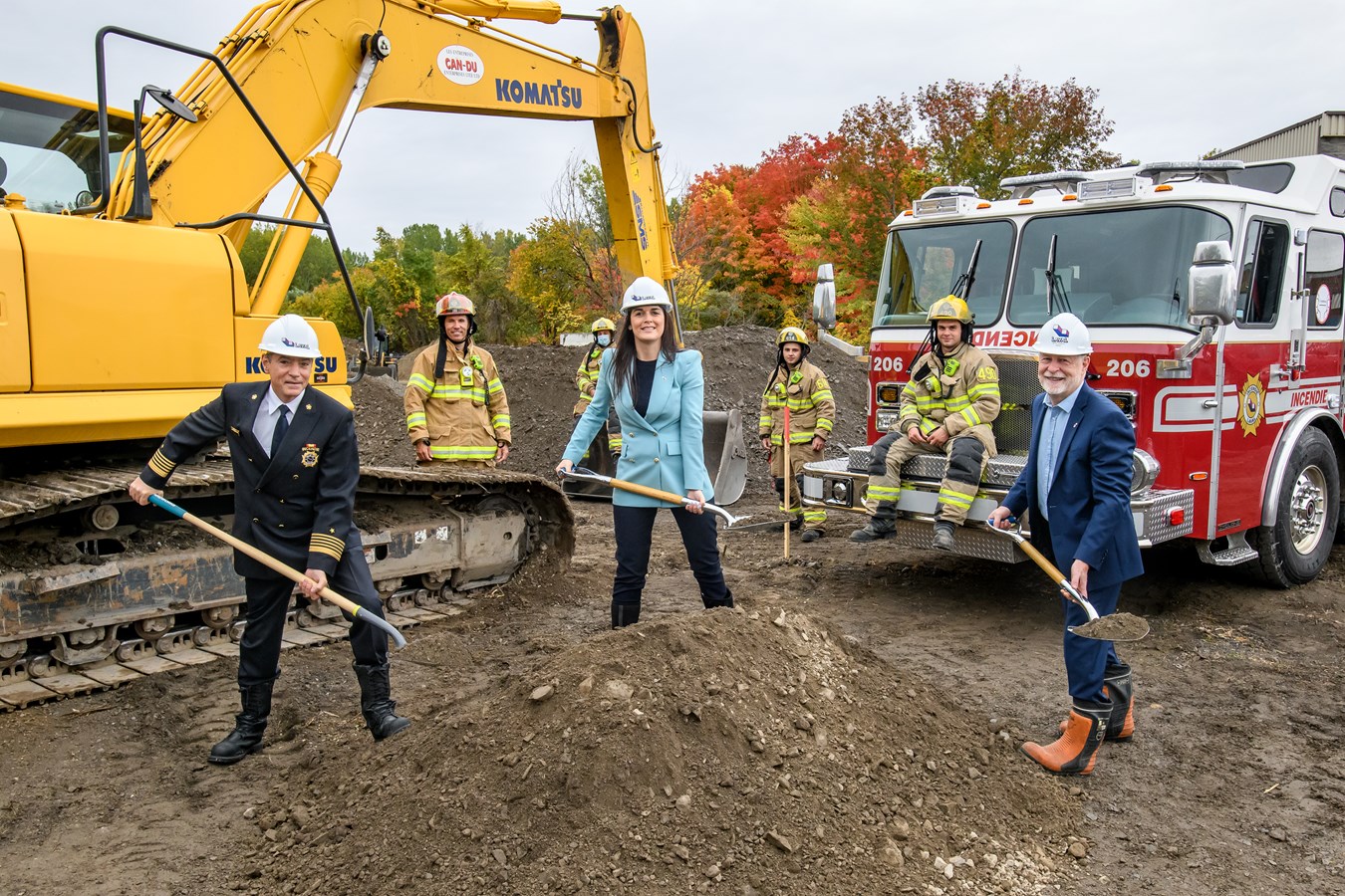 À Laval, coup d’envoi des travaux de la caserne 6