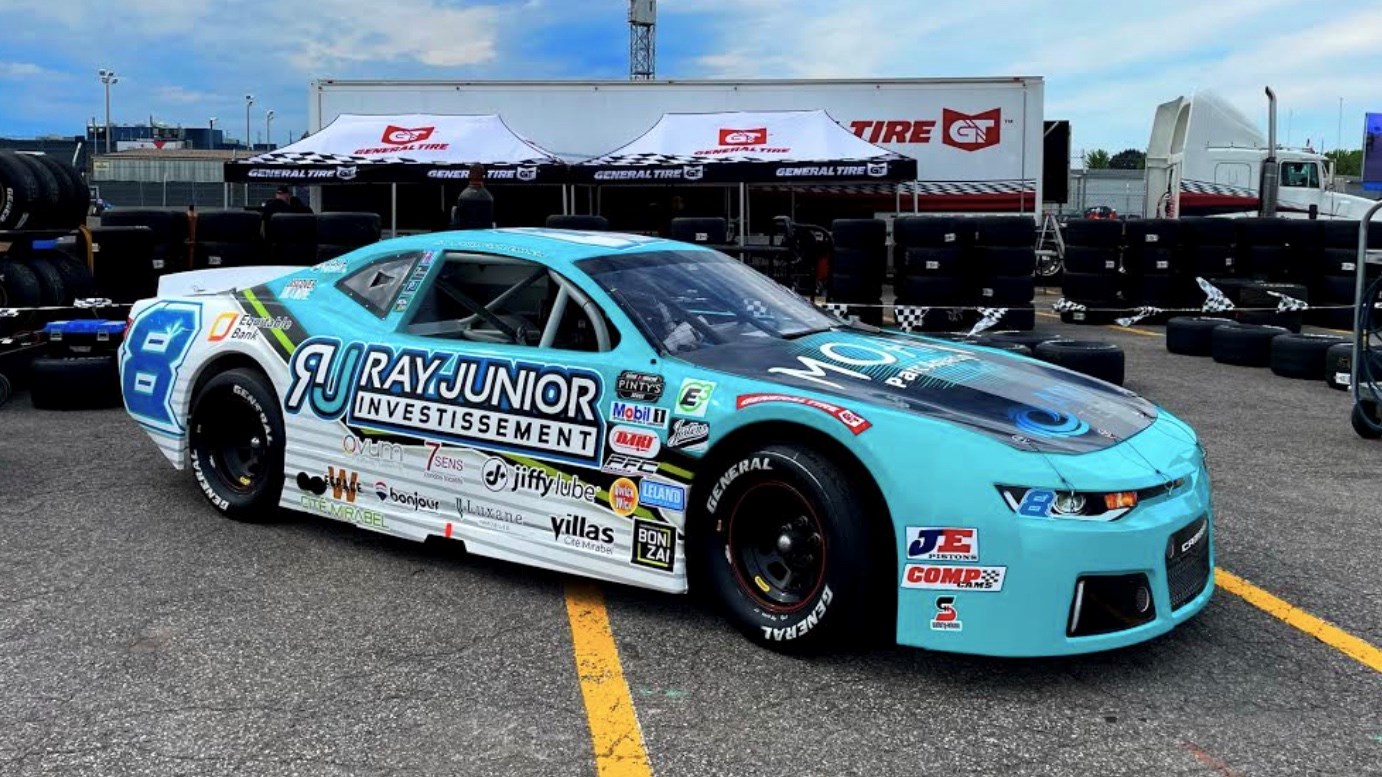 Le pilote Ray Junior Courtemanche de retour sur les circuits