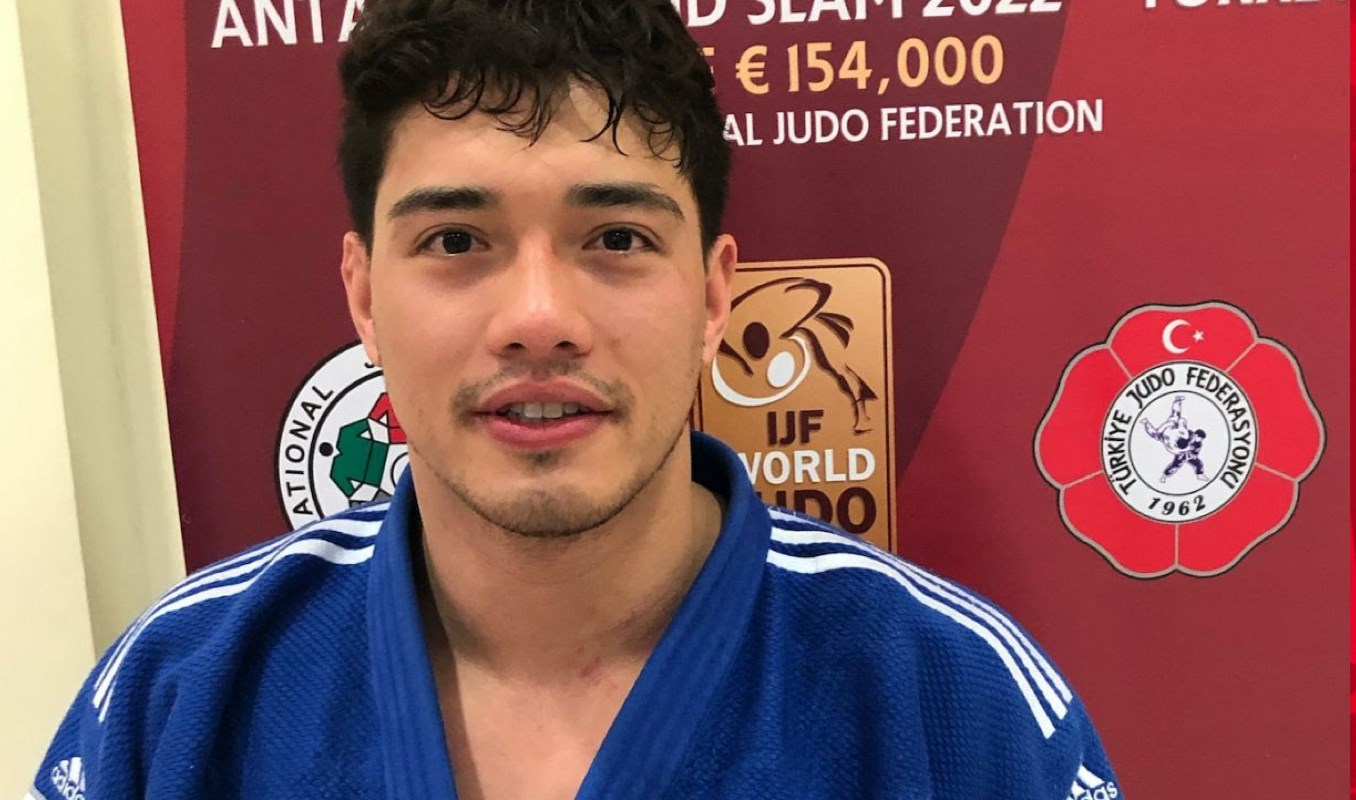 Kyle Reyes était en action chez les moins de 100 kg, où il s’est lui aussi frayé un chemin jusqu’aux finales de bronze.