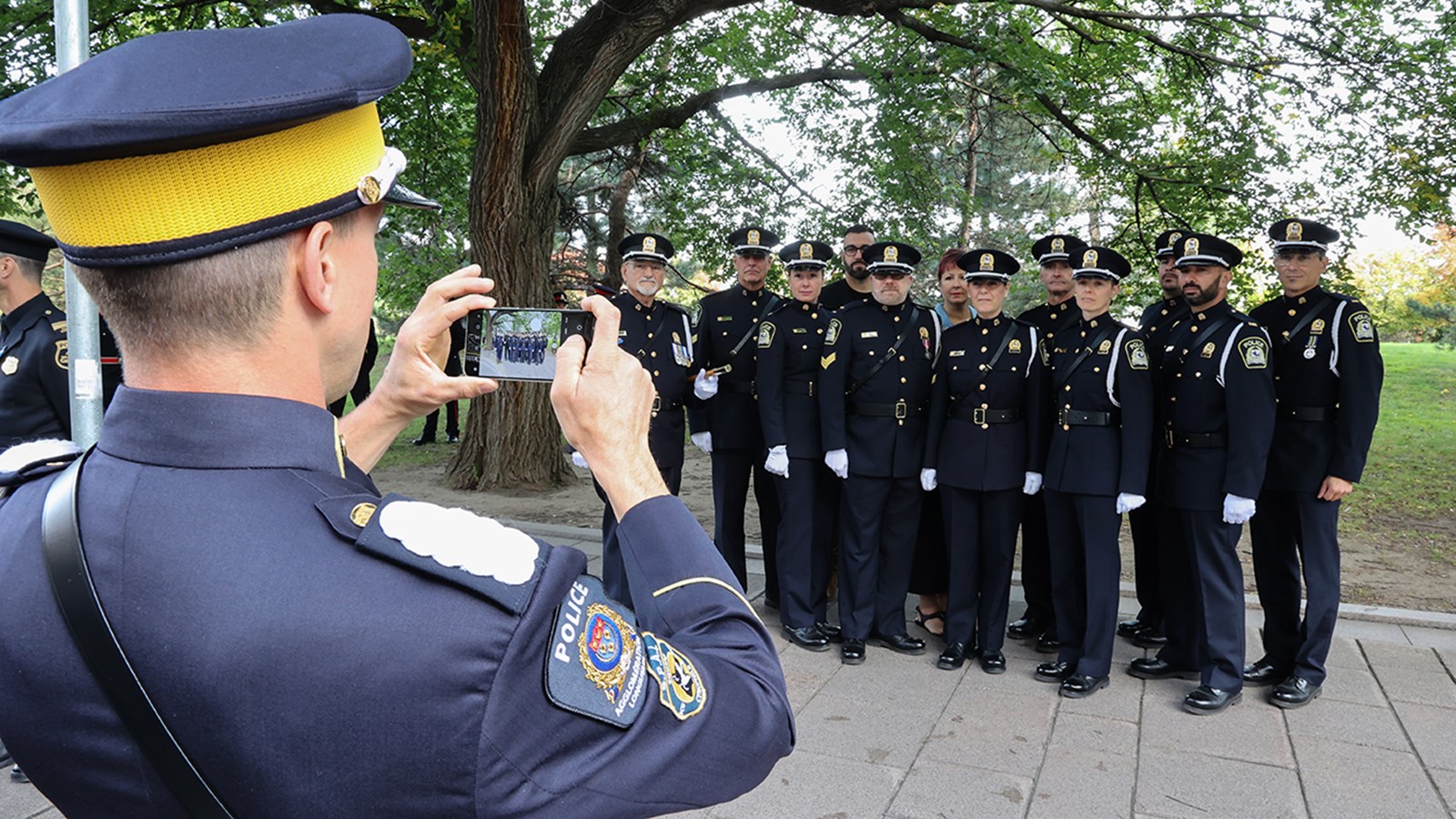 Retour en images sur la cérémonie hommage aux policiers décédés en fonction