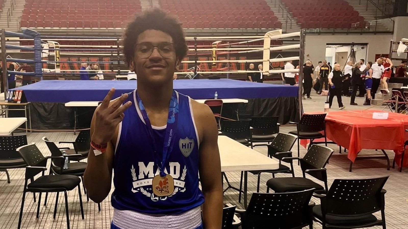 Une médaille d'or pour le boxeur lavallois Moussa Sako