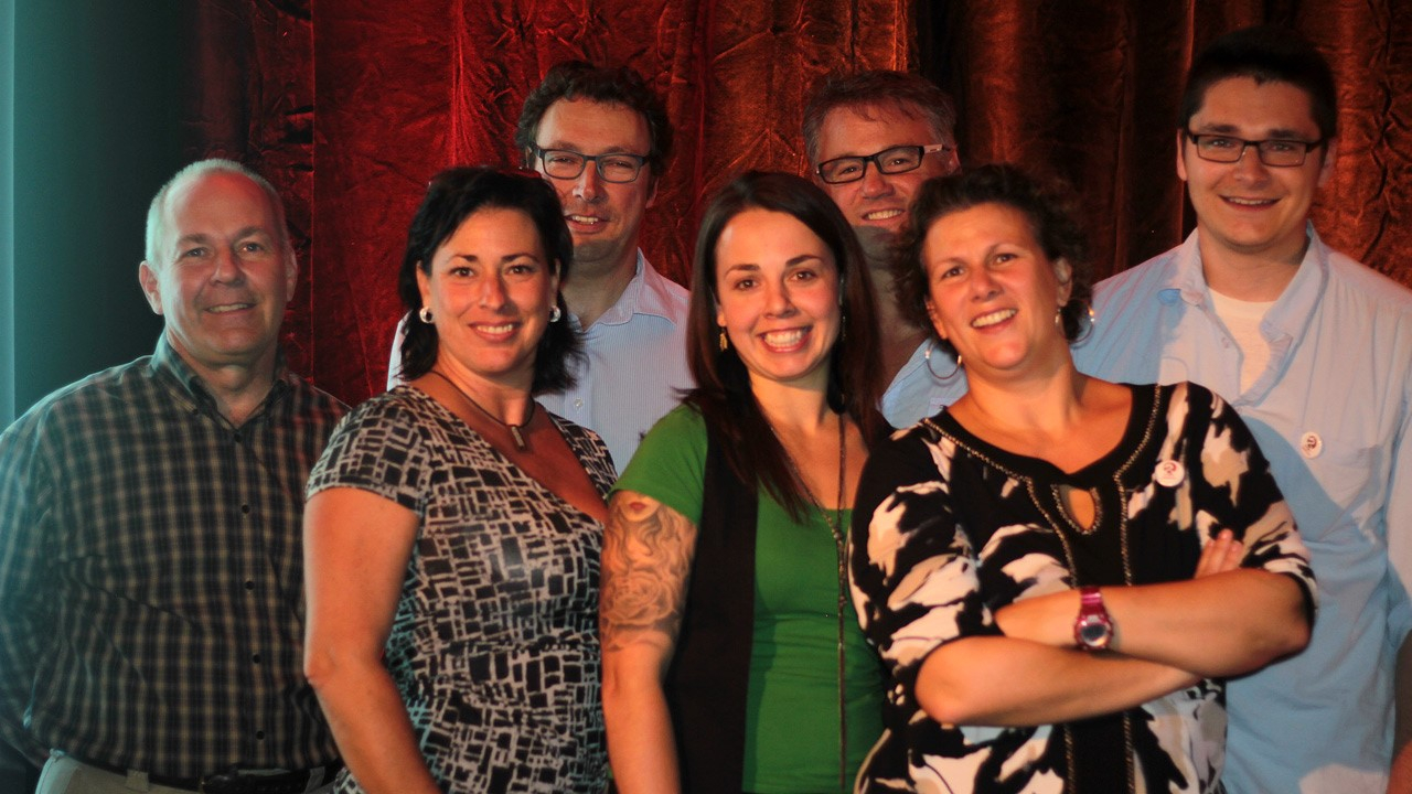 Le Bourg du Dragon est formé d'un groupe de citoyens bénévoles. De gauche à droite derrière : François Bégin, Claude Provost, Pierre Bourque, Olivier Turcotte. De gauche à droite devant : Sylvie Bolduc, Maude Gagnon, Lyne Rouleau. Absent de la photo : Jérôme Gendreau