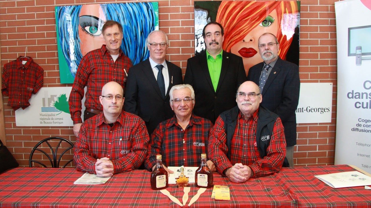 Simon Paquet, président; Jean-Guy Isabel, président d’honneur; Guy-Paul Côté, vice-président ;  les députés Maxime Bernier et Robert Dutil, Luc Bergeron, représentant de la MRC Beauce-Sartigan, et le maire de Ville de Saint-Georges Claude Morin.