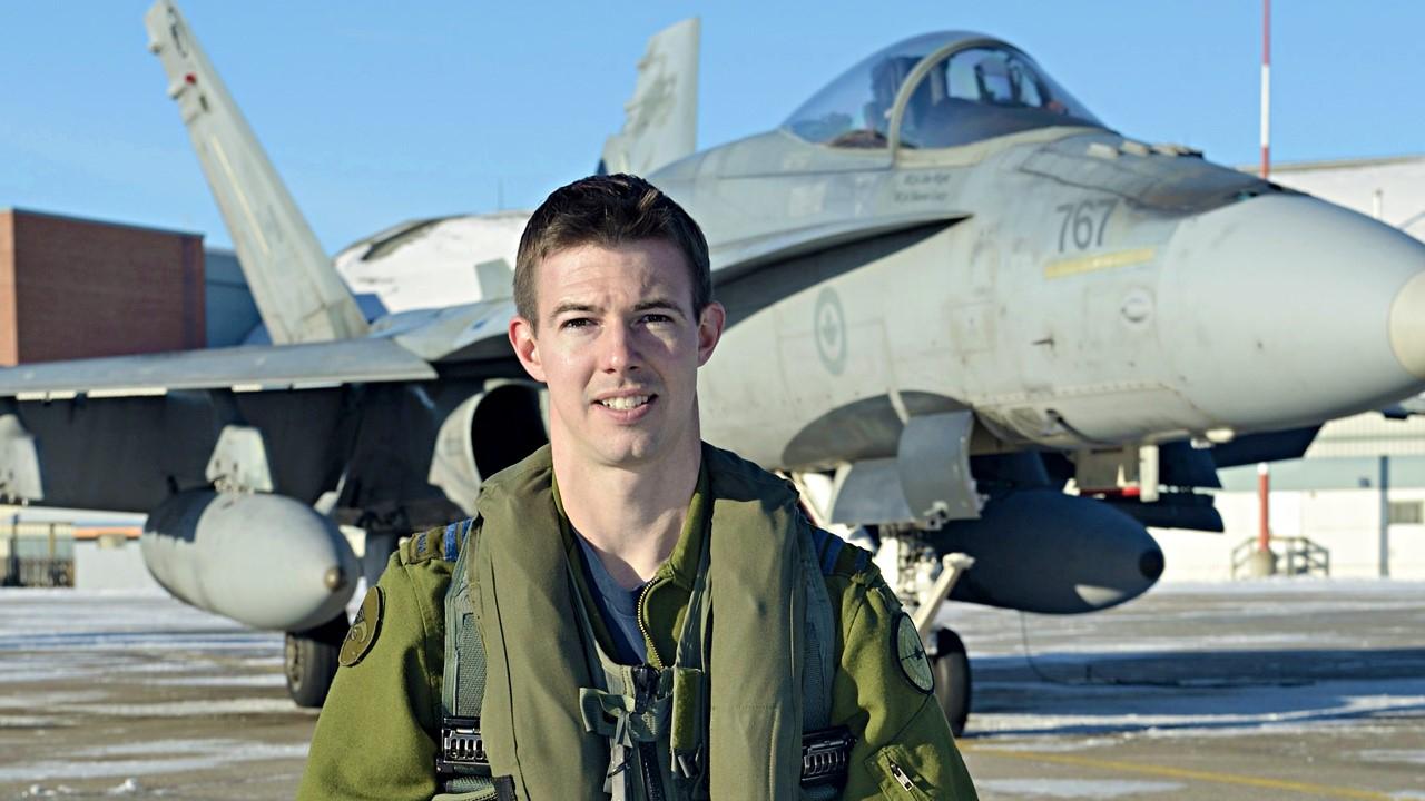 Adam Runge, pilote du F18.