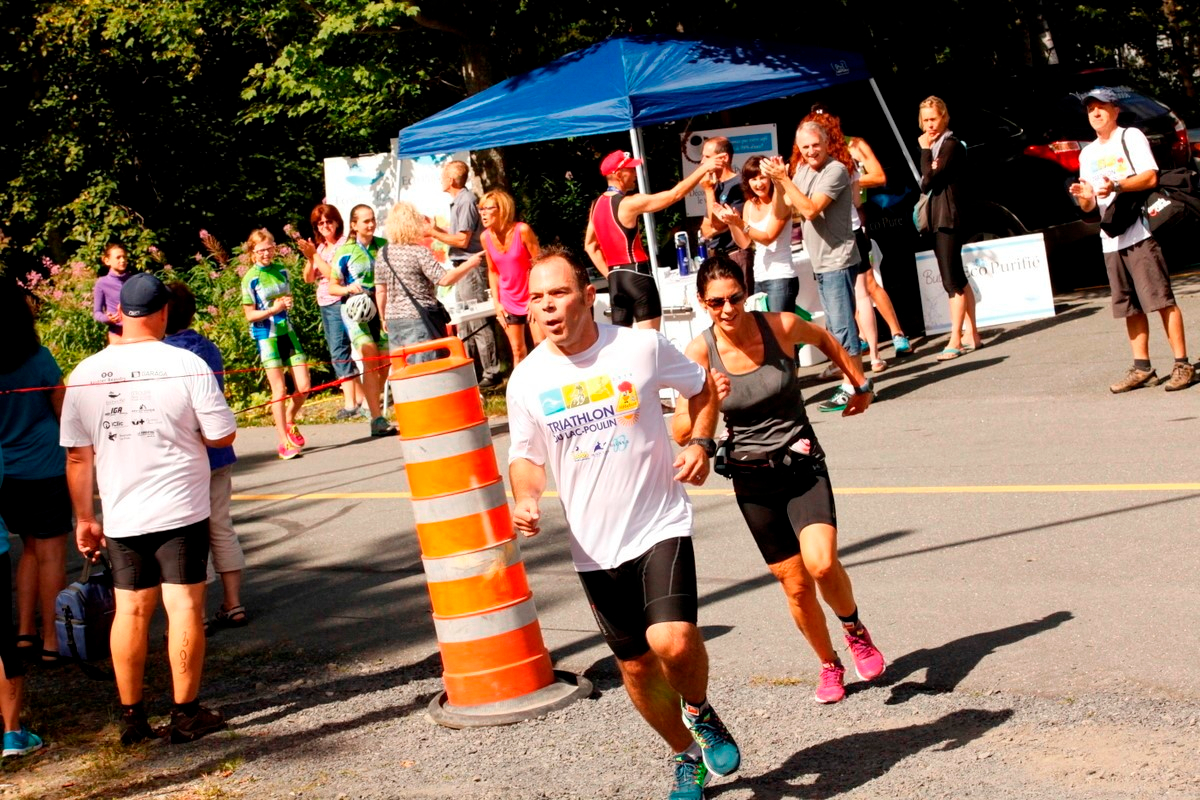 (299 photos) Plus de 150 braves pour le Premier Triathlon du Lac-Poulin