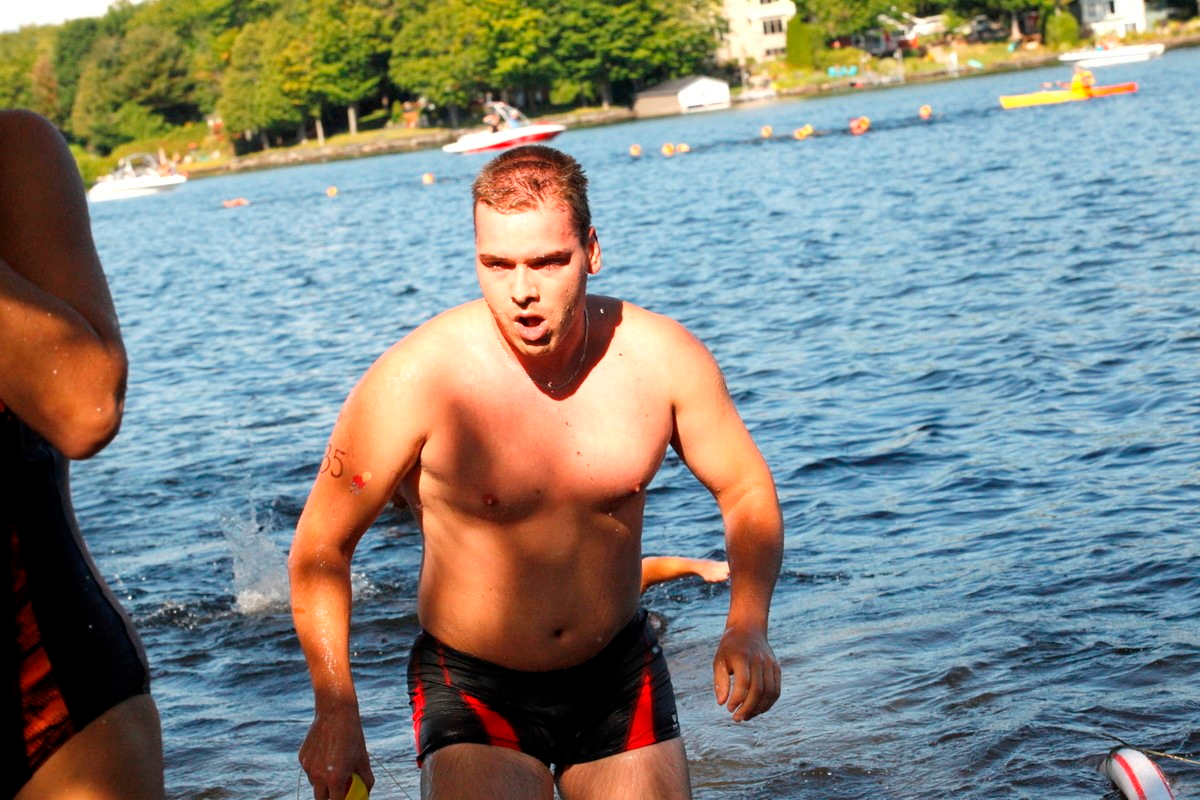 (299 photos) Plus de 150 braves pour le Premier Triathlon du Lac-Poulin