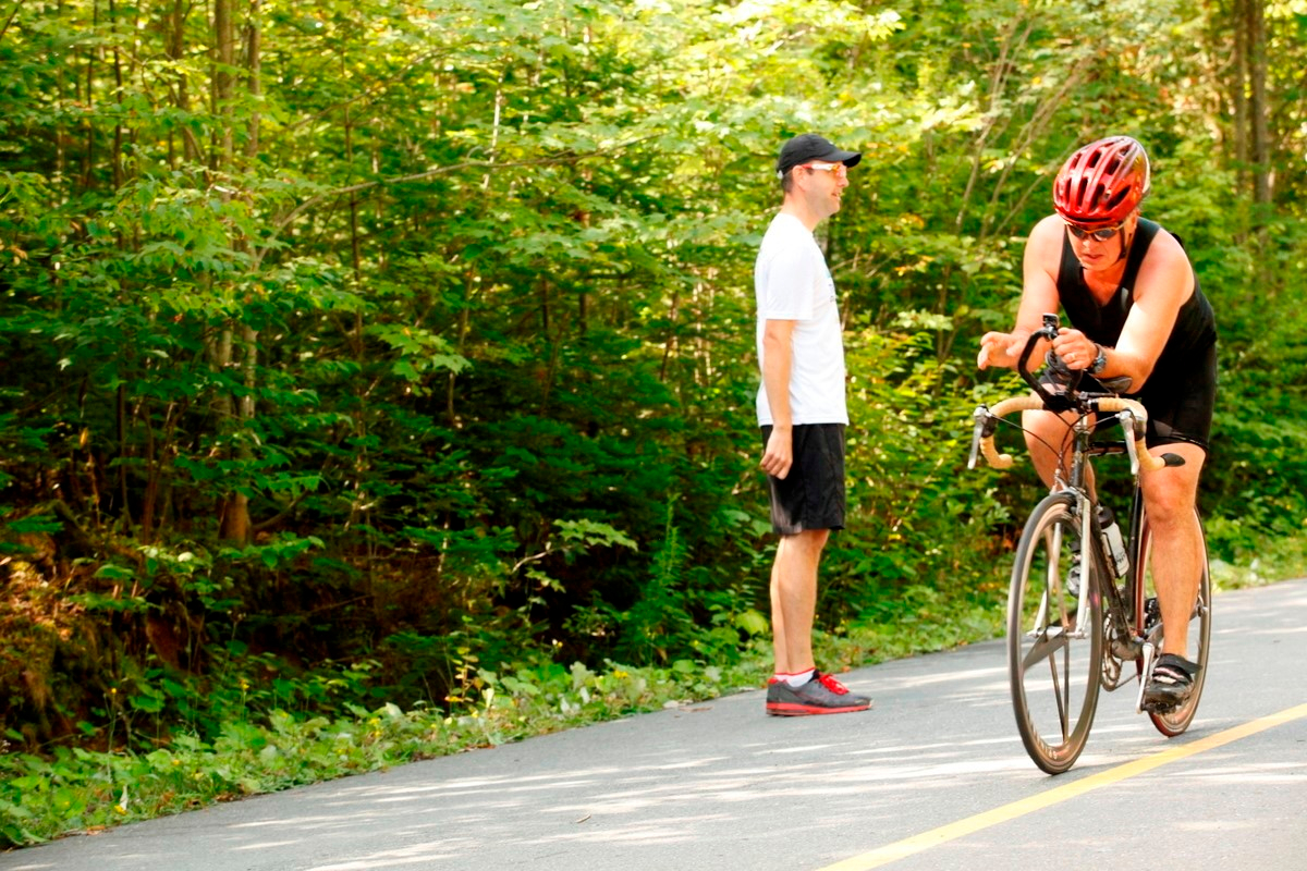 (299 photos) Plus de 150 braves pour le Premier Triathlon du Lac-Poulin