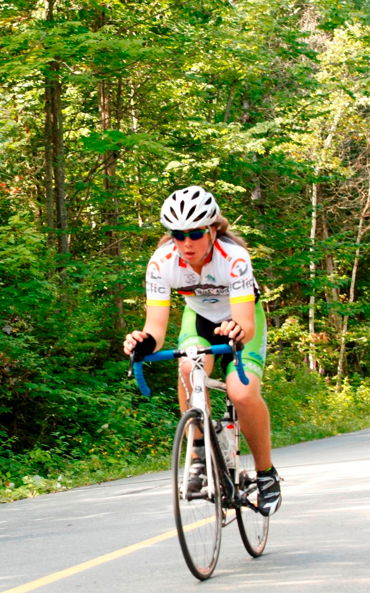 (299 photos) Plus de 150 braves pour le Premier Triathlon du Lac-Poulin