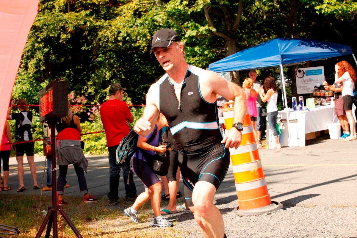(299 photos) Plus de 150 braves pour le Premier Triathlon du Lac-Poulin