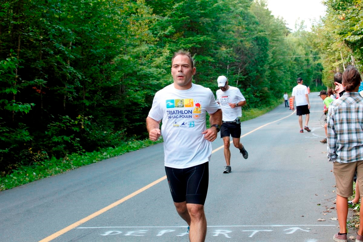 (299 photos) Plus de 150 braves pour le Premier Triathlon du Lac-Poulin