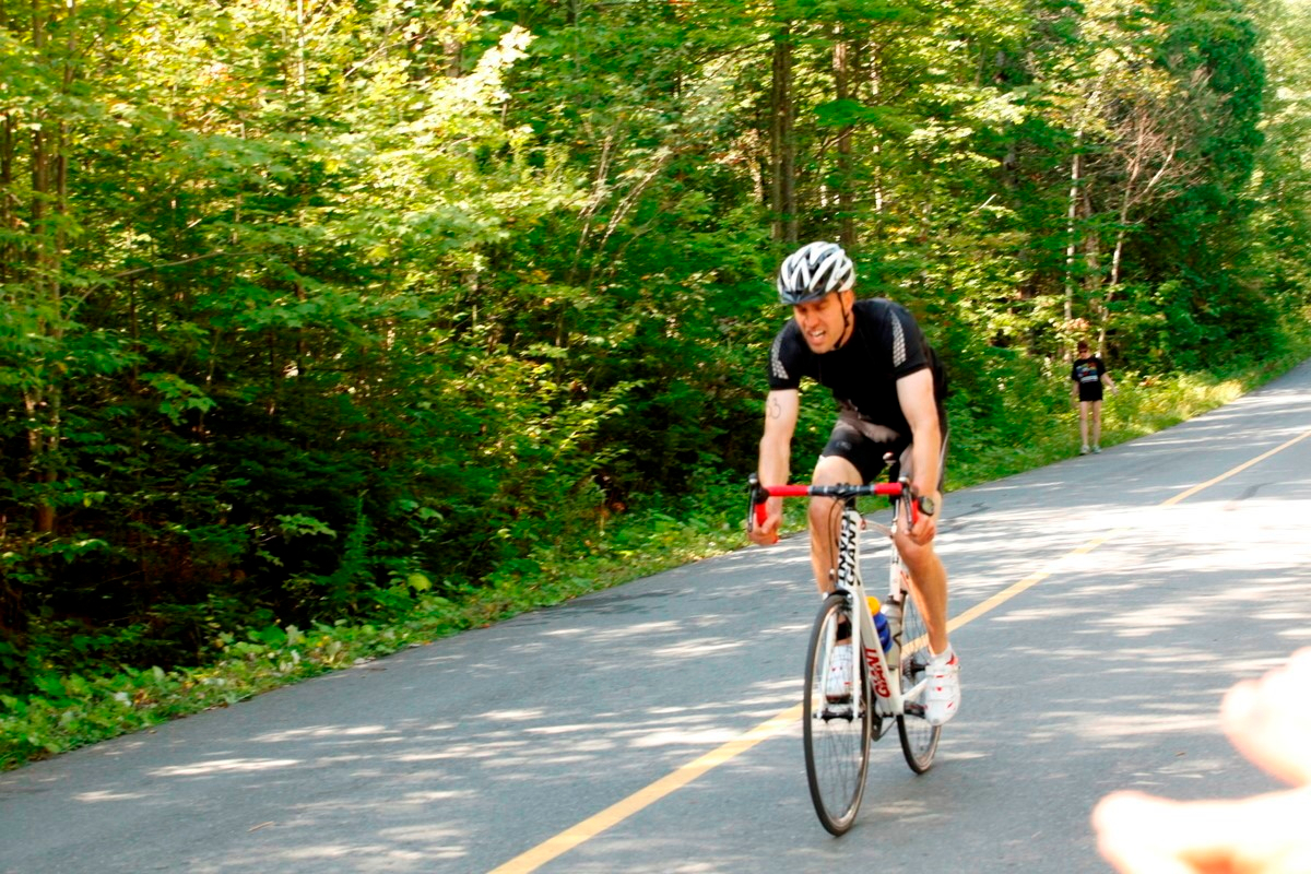 (299 photos) Plus de 150 braves pour le Premier Triathlon du Lac-Poulin