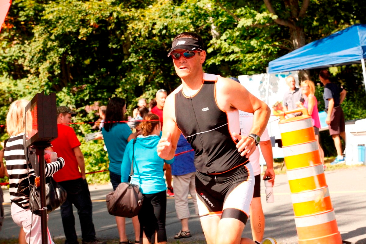 (299 photos) Plus de 150 braves pour le Premier Triathlon du Lac-Poulin