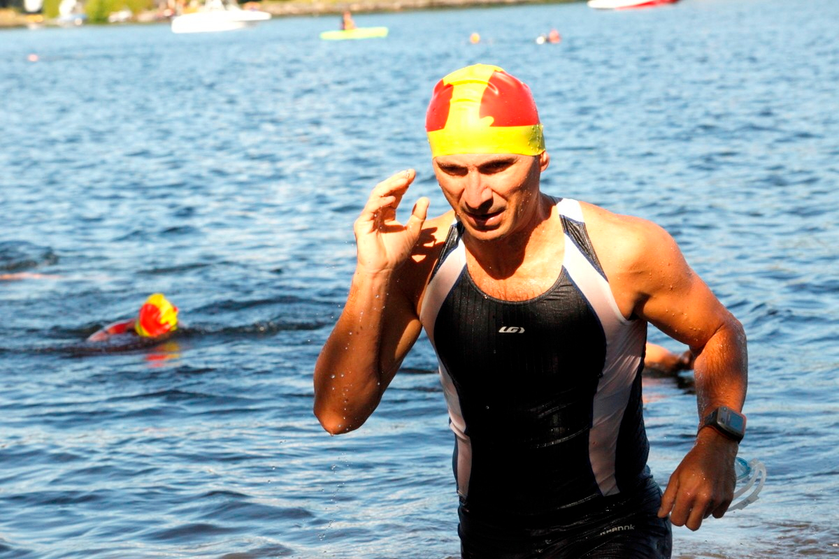 (299 photos) Plus de 150 braves pour le Premier Triathlon du Lac-Poulin