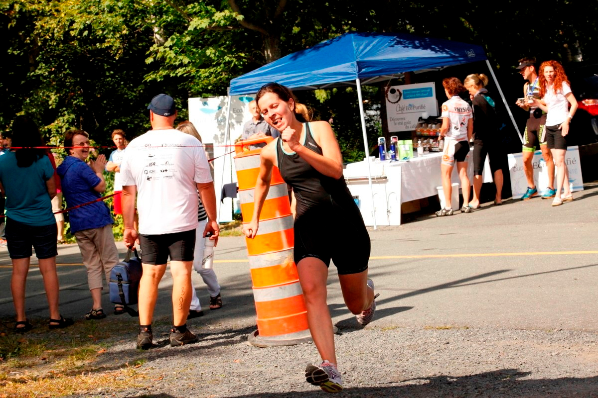 (299 photos) Plus de 150 braves pour le Premier Triathlon du Lac-Poulin