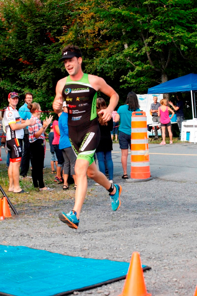 (299 photos) Plus de 150 braves pour le Premier Triathlon du Lac-Poulin