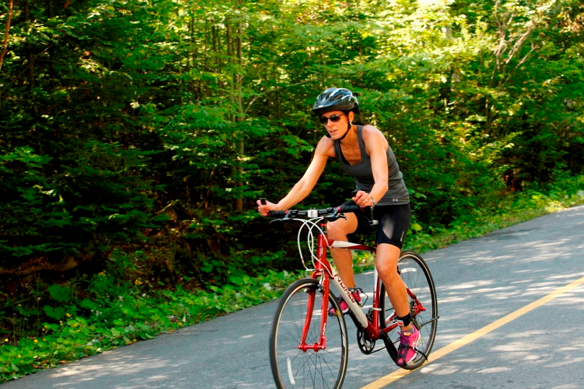 (299 photos) Plus de 150 braves pour le Premier Triathlon du Lac-Poulin