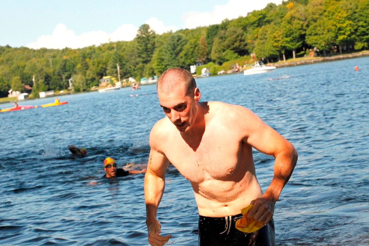 (299 photos) Plus de 150 braves pour le Premier Triathlon du Lac-Poulin