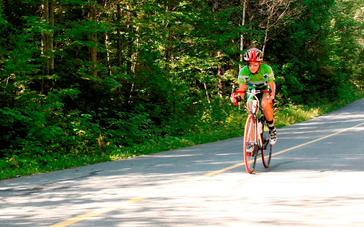 (299 photos) Plus de 150 braves pour le Premier Triathlon du Lac-Poulin