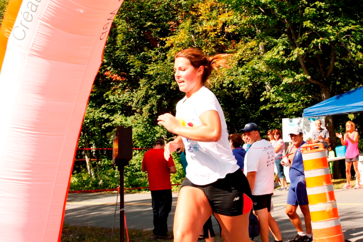 (299 photos) Plus de 150 braves pour le Premier Triathlon du Lac-Poulin