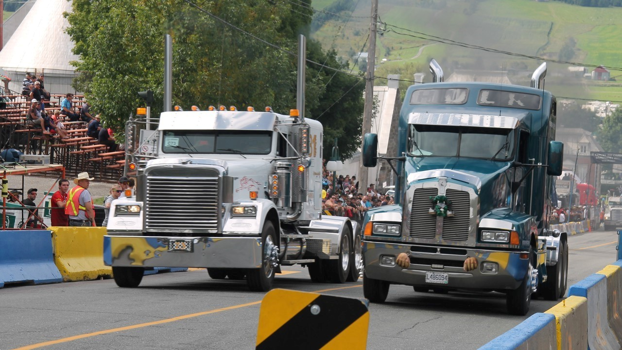Les courses d’accélération de camions sont lancées